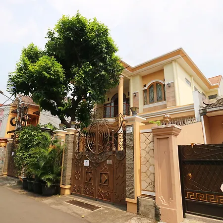 Maharani Guesthouse Tebet Syariah